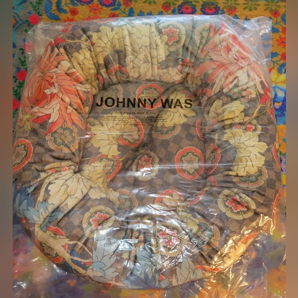 Last 1 Johnny Was Taylor Mandala Reversible Dog Bed, Orange, S, NWT, 24" D, Boho - Picture 15 of 16
